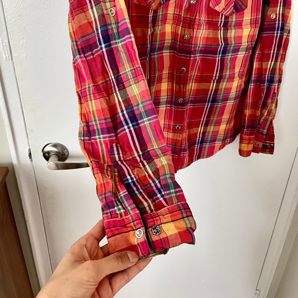 Pleaded shirt, size L with snap buttons - Picture 4 of 5